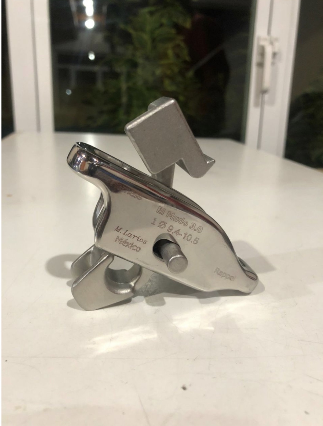 Stone crack El Mudo 3.0