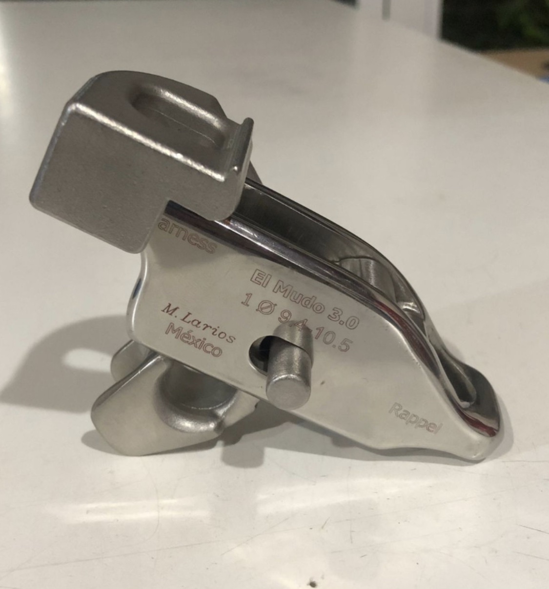 Stone crack El Mudo 3.0